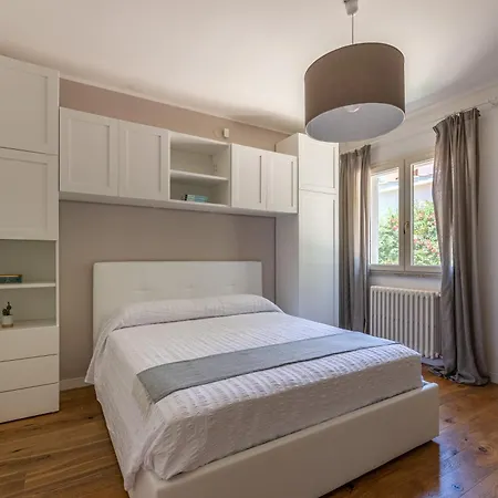 Nika Villa *